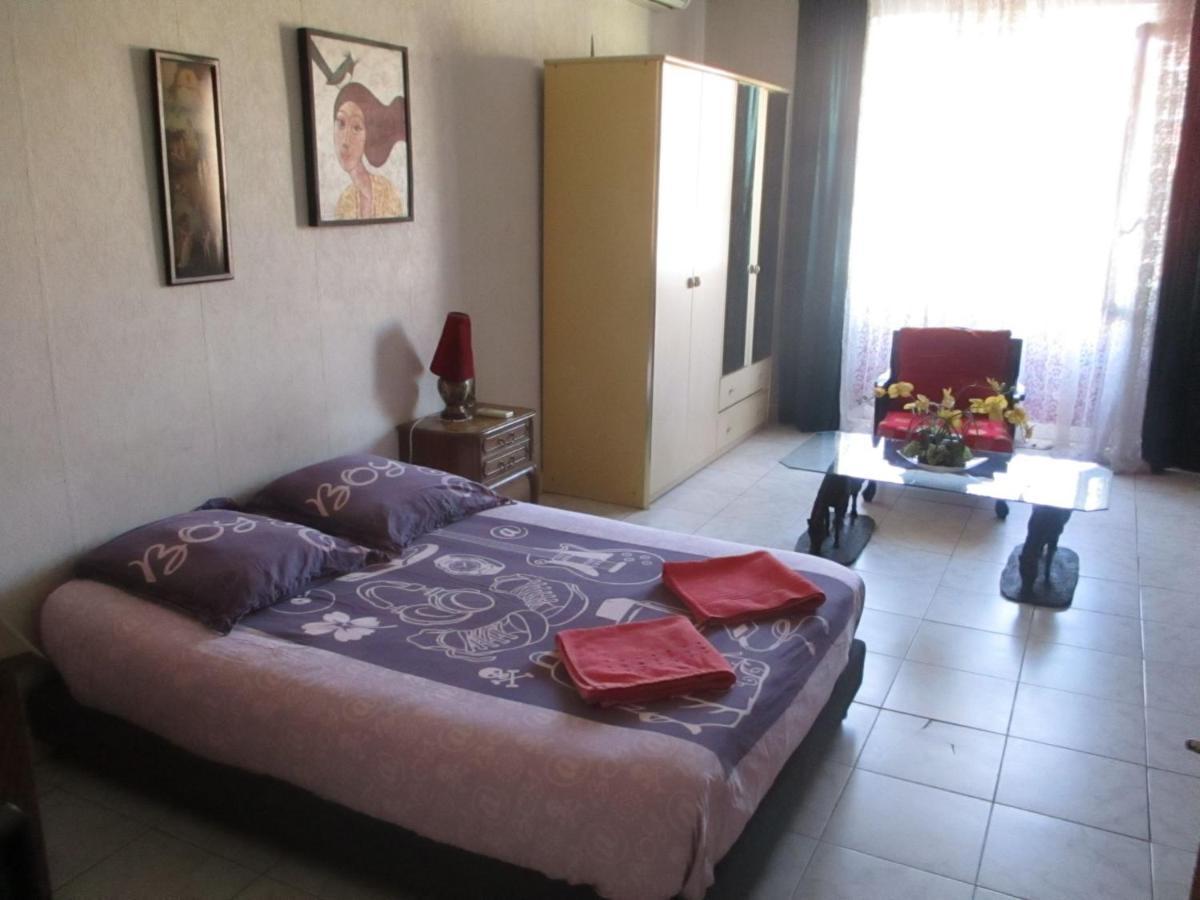 Chez Brigitte Bed & Breakfast 2*